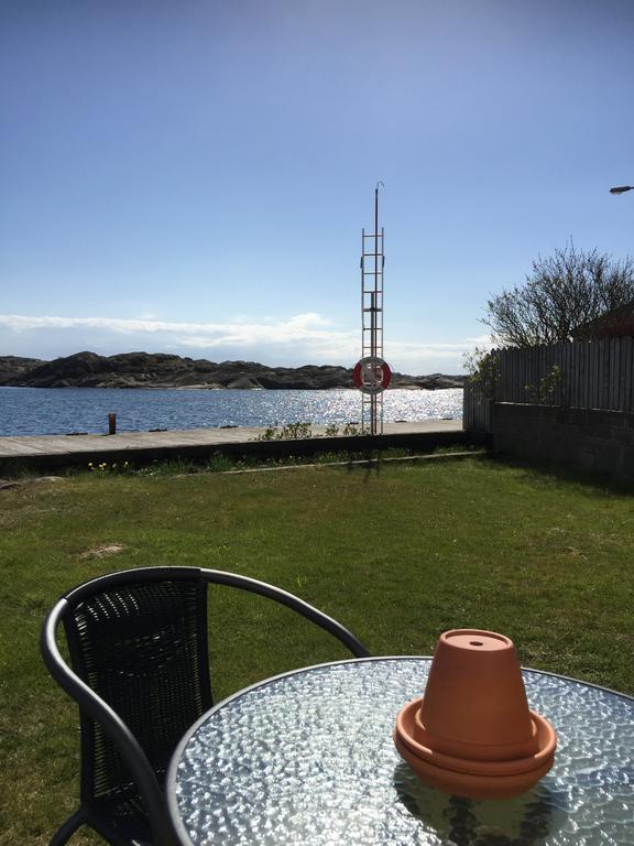 Hotell Fisketangen Kungshamn Exterior photo